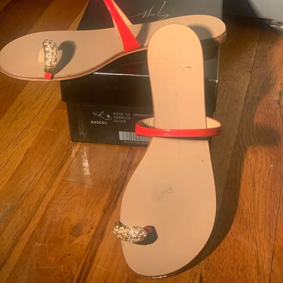 GIUSEPPE ZANOTTI Crystal-Embellish Toe-Ring Sandal - Picture 2 of 5